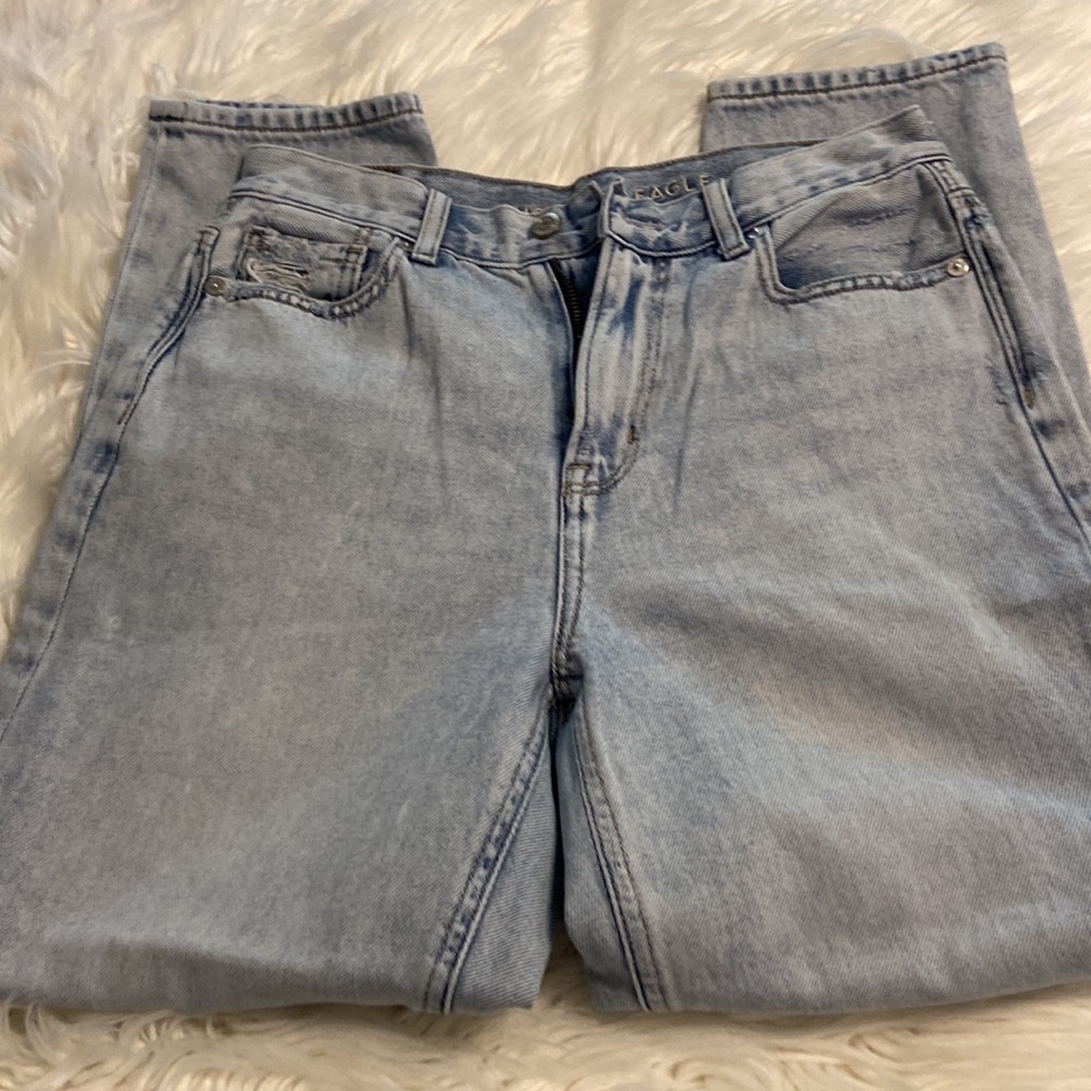 American Eagle Mom Jean size 4 excellent condition inseam 25” - Picture 6 of 7